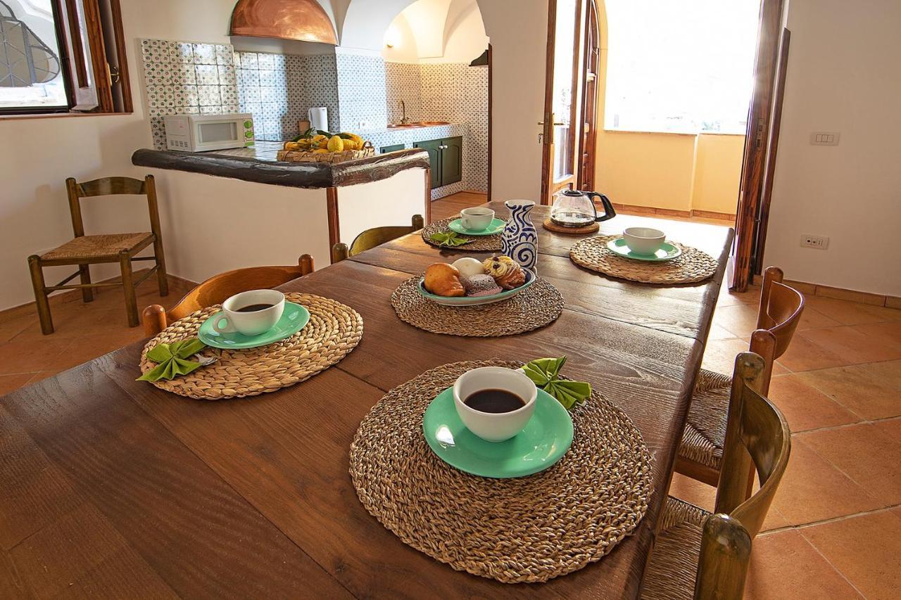 Borgo Di Conca Dei Marini Villa Екстериор снимка