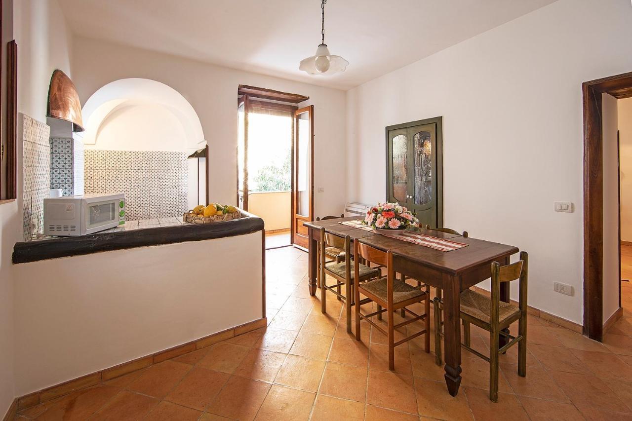 Borgo Di Conca Dei Marini Villa Екстериор снимка