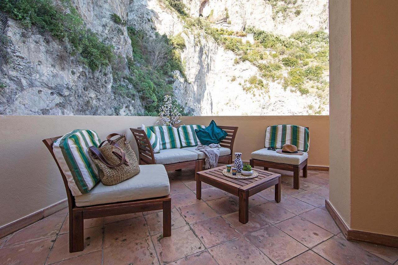 Borgo Di Conca Dei Marini Villa Екстериор снимка